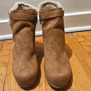 Cheeks brown wedge boot with faux shearling Size 10- Used in good condition